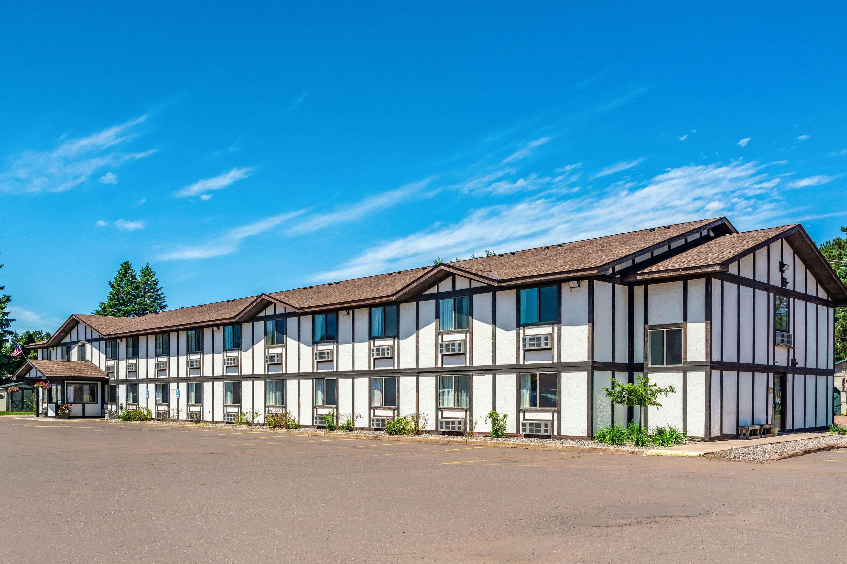 Magnuson Hotel Ironwood Buitenkant foto