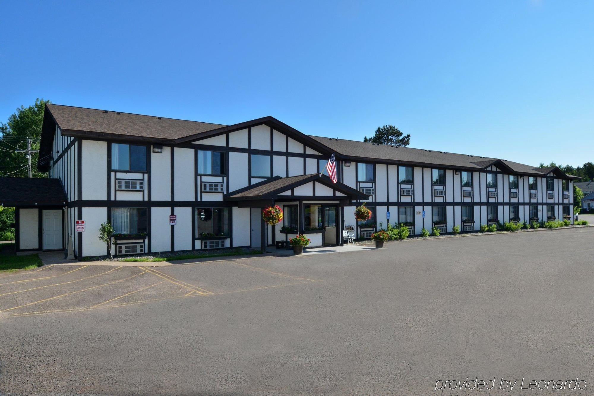 Magnuson Hotel Ironwood Buitenkant foto