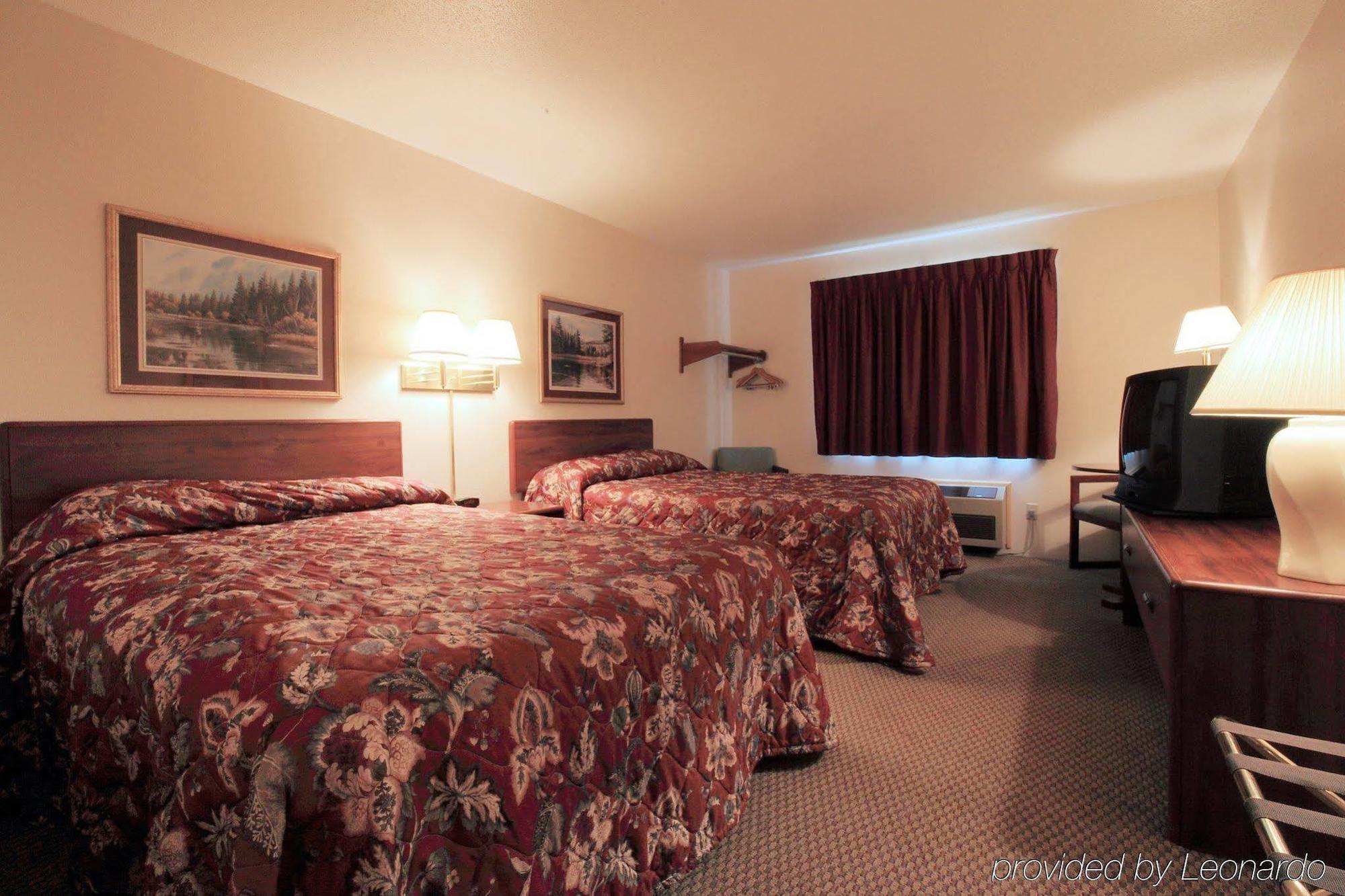 Magnuson Hotel Ironwood Kamer foto